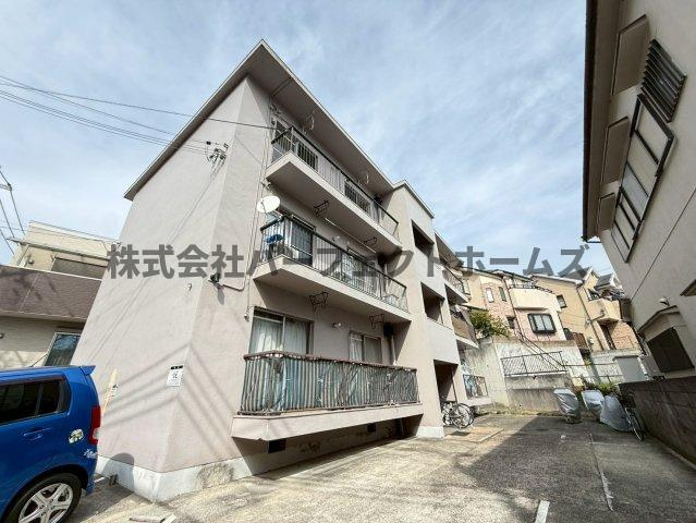 プライブ香里園の駐車場|カースペースがあります