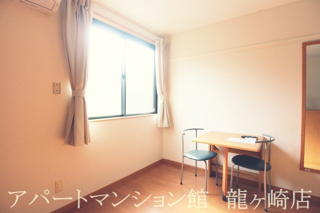 レオパレスエスピナカⅡの寝室