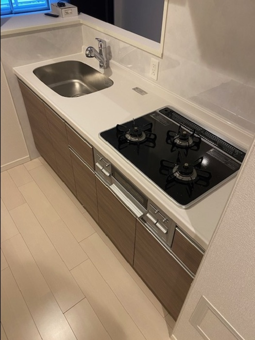 Calmtree上町台のキッチン|同マンション別部屋：参考写真