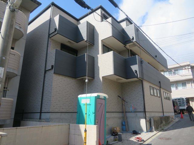 深草仙石屋敷町 新築アパートの外観