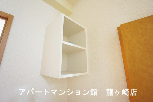 レオパレス霞南の収納