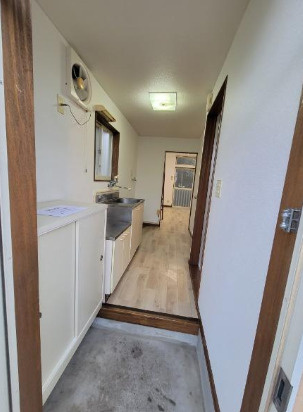 ビッグインうずらのの玄関