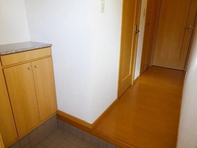 さくらヒルズ中央の玄関