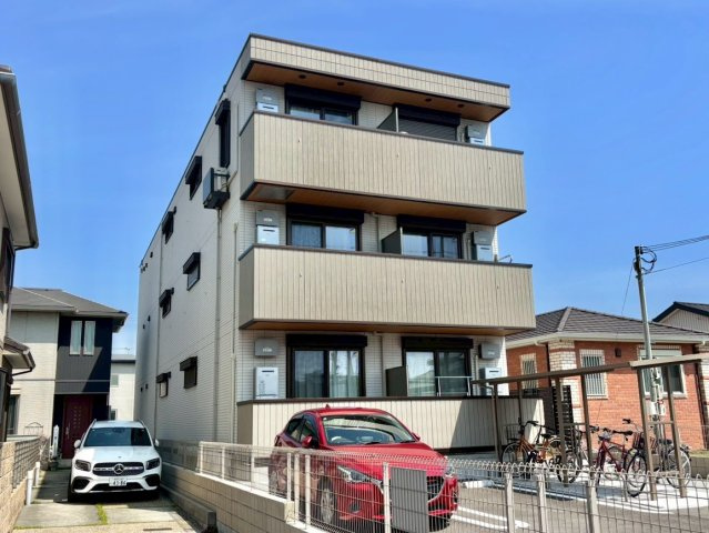 D-PLACE飾磨駅前の外観