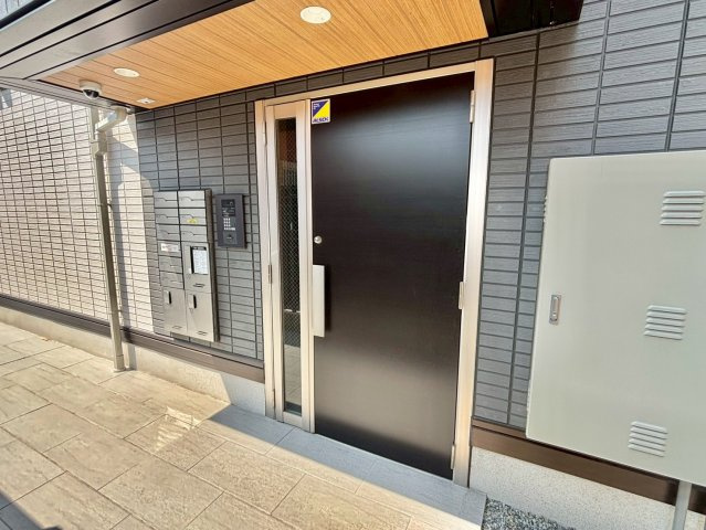 D-PLACE飾磨駅前のエントランス