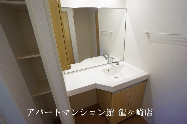 アルカディアⅥの独立洗面台