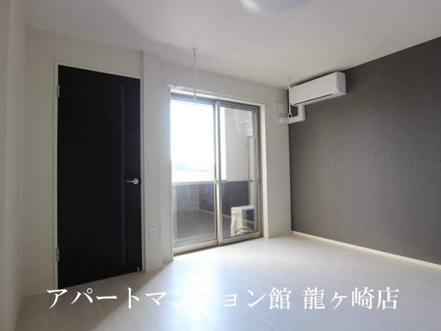 阿見フラッツの居間・リビング