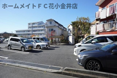 【駐車場】 | セレッソ | 駐車場があるので、車を買う予定の方も安心です
