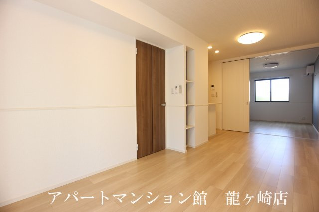 フェニックスBの居間・リビング