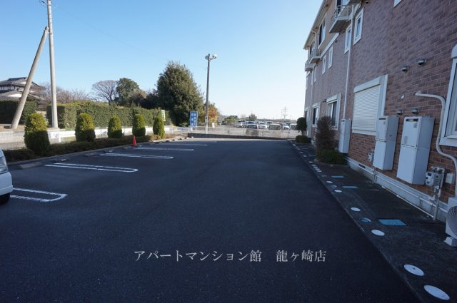 さくらヒルズⅡの駐車場