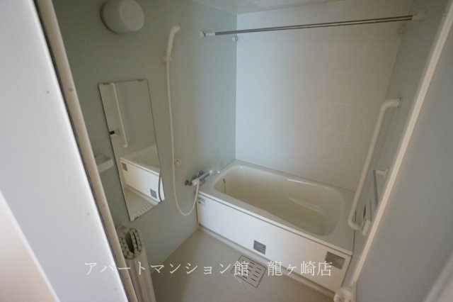 EAST ROCK2（イーストロック）の浴室|浴室乾燥機＆追い焚き給湯付きのお風呂♪