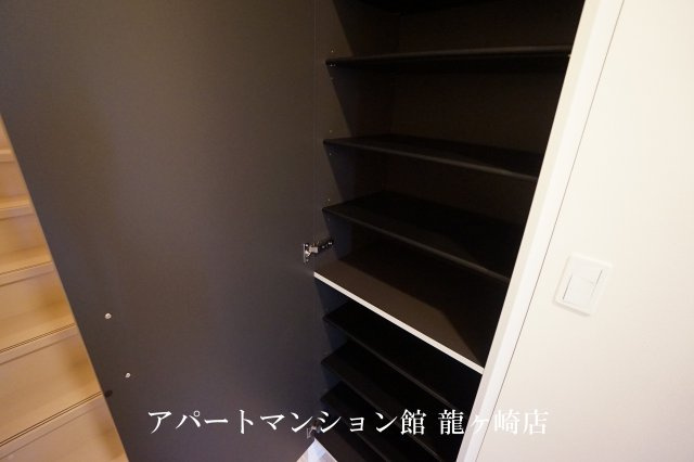 モルガンＢの収納