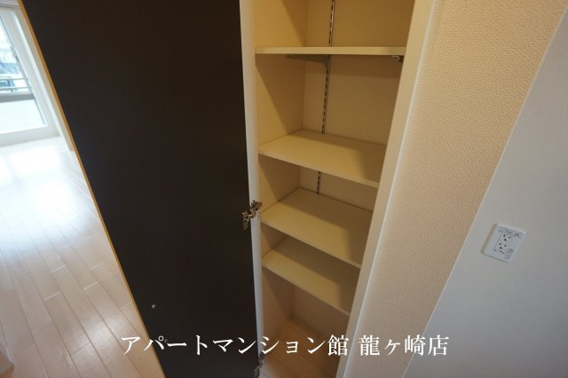 モルガンＢの収納