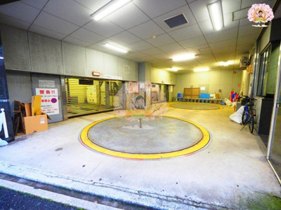 【駐車場】 | IWASAKI BLDG