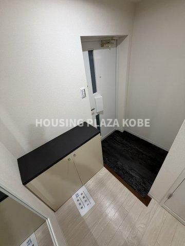 ベルトゥリー若草ANNEXの玄関