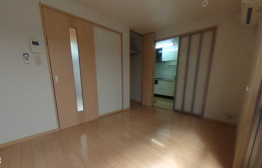 CHS学芸大　リノベーション済　ウォークインクロゼット　南向きの内装