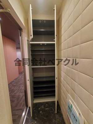 【玄関】 | ラシーネ五條