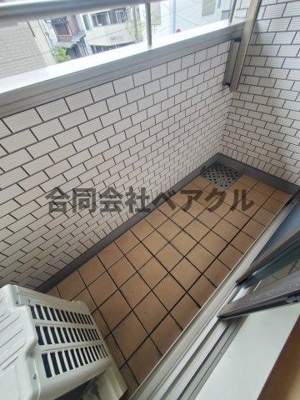 【バルコニー】 | ラシーネ五條