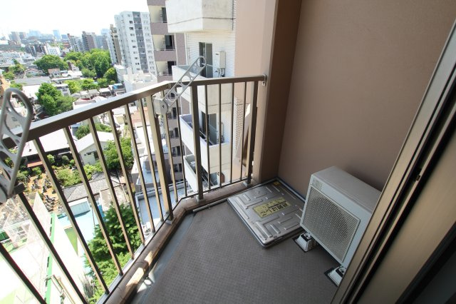 【バルコニー】