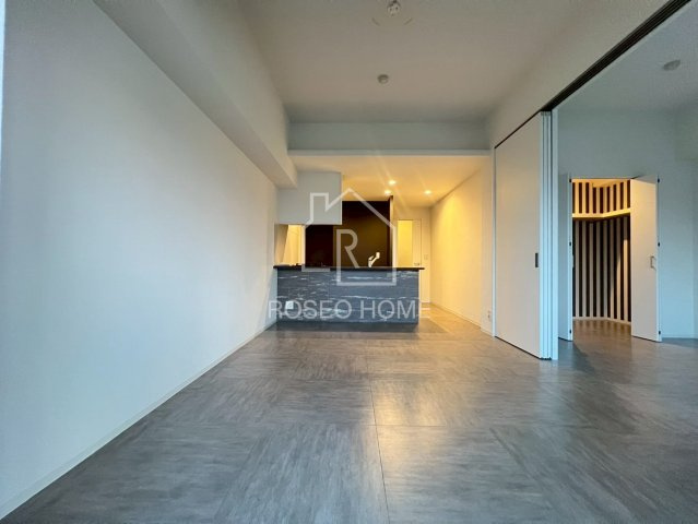 ジャルディーノ関目の居間・リビング|同マンション別部屋：参考写真