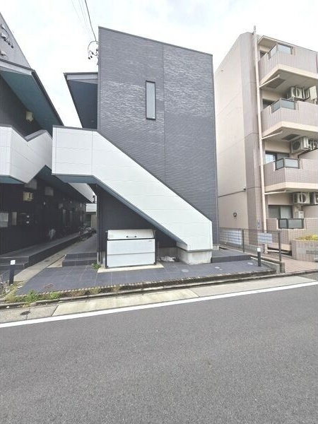エミアス熱田