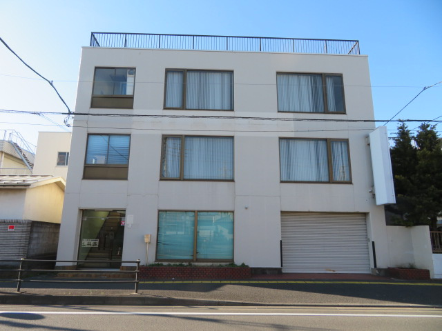 相模原市中央区淵野辺本町２丁目のビル