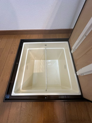 【収納】 | ラ・ソレイユ | キッチンにある床下収納です！食品・日用品の保存に便利ですよね☆調味料などの買い置きにもぴったり♪