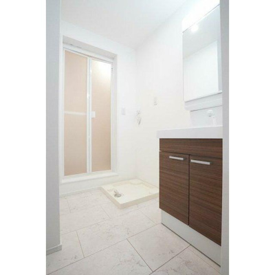 【設備】 | 荻窪一丁目住宅 | 室内洗濯機置き場。