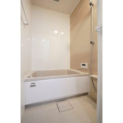 【浴室】 | 荻窪一丁目住宅 | 追い焚き機能付きバス。