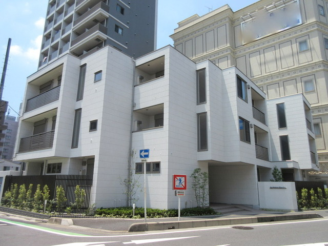 ラ　メゾン　ブランシェの外観|★駅又は現地待ち合わせでのご案内も可能です★