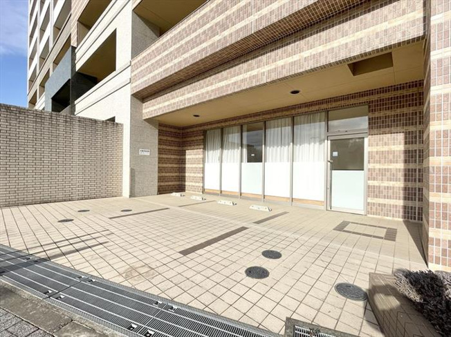 【駐車場】 | アデニウムつくば万博記念公園テナント