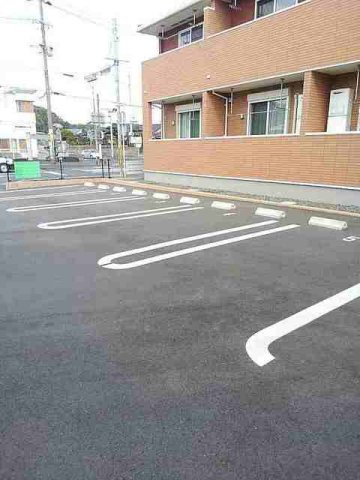 【駐車場】