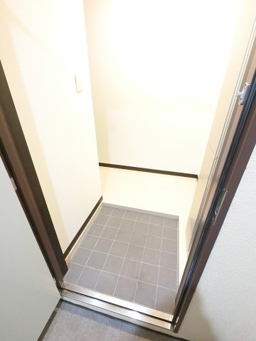 富士見Nameki Mansionの玄関