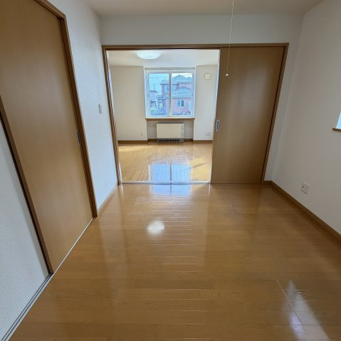 フエールコートの洋室|個人の部屋や寝室として使える洋室です