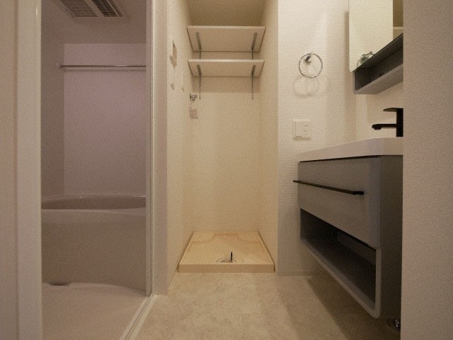 セレニテ西中島アリア弐番館の洗面所