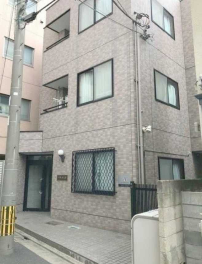 パティオ三茶　駅近　室内洗濯機置き場　オートロックの外観