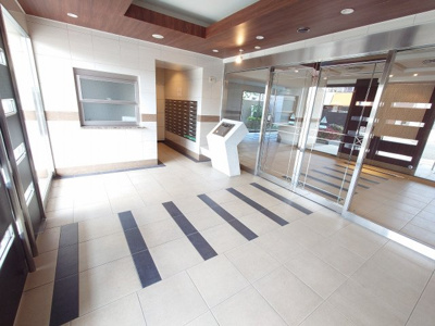 【エントランス】 | サンライフ下曽根駅南（B-44）