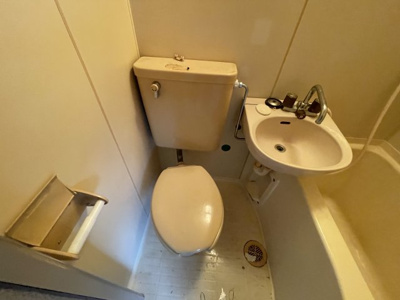 【トイレ】 | マンションタカヤマ | 落ち着いた色調のトイレです