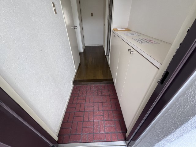 弁天マンションの玄関