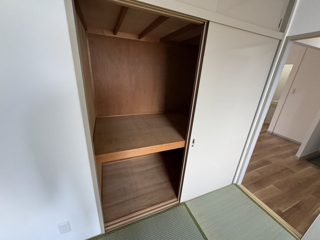 サンビレッジ中村A棟の収納