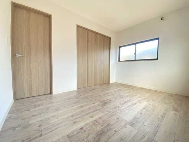 上宇部の洋室