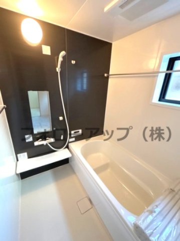 リーブルガーデン 枚方市渚東町4期の浴室|ゆったり過ごせるお風呂です