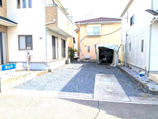中古戸建　高崎市若田町の駐車場