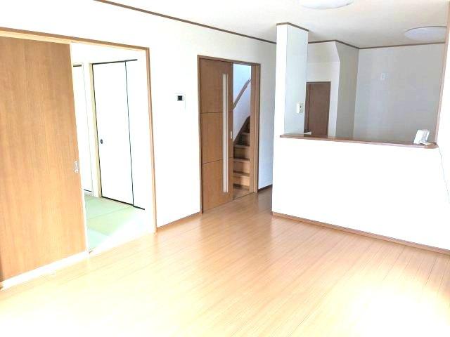 中古戸建　高崎市若田町の居間・リビング