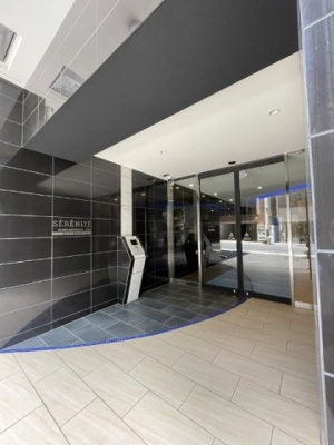 【エントランス】 | セレニテ堺筋本町リアン