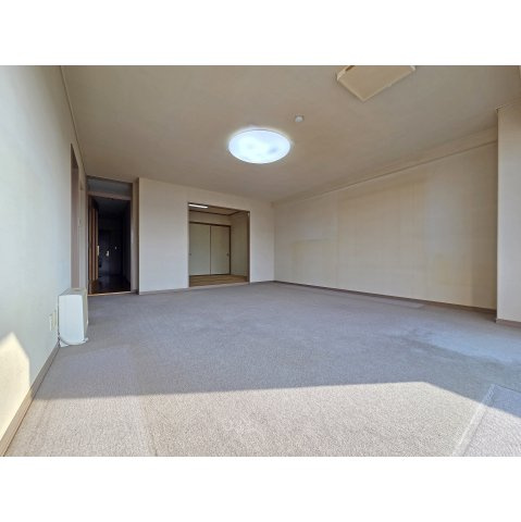 中道2丁目マンション　タック五稜郭の居間・リビング