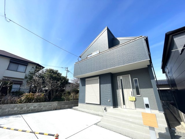 城南区七隈戸建ての外観|綺麗に整備されている外観です☆