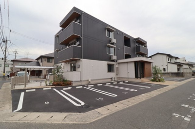 【駐車場】 | アルカンシエル Saya