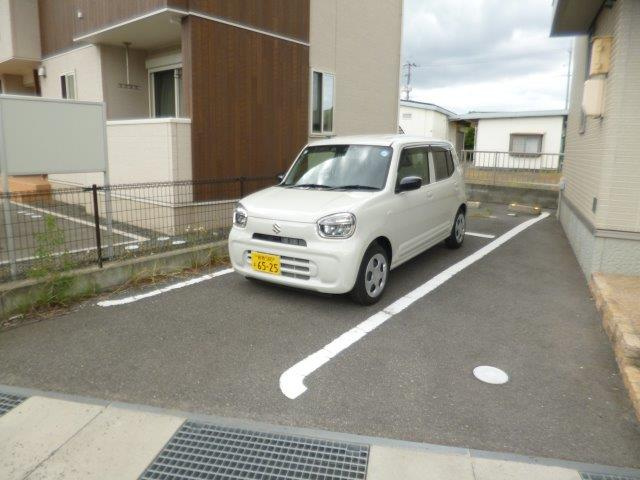 アングリアの駐車場