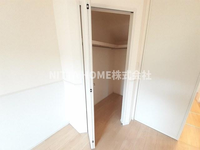 エスペラント・ボヌール　Ｂの収納|各部屋に収納が付いています◆